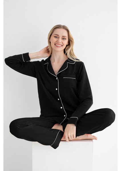Kadın Aerobin Pijama Takımı – Siyah & Açık Pembe, Düğmeli Cep ve Biyeli Manşet Detaylı