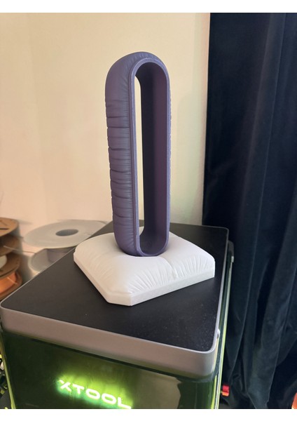 Rahat Kulaklık Standı