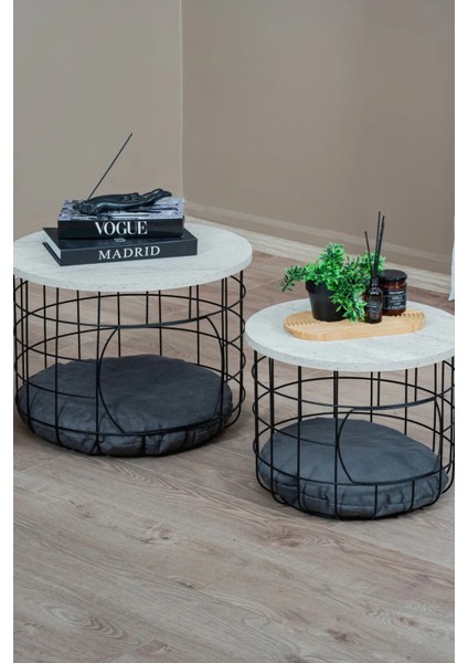 2'li Kedi Yuvalı Sepet Orta Sehpa – Beyaz Traverten Ahşap Tablalı & Minderli Tasarım fırsatları