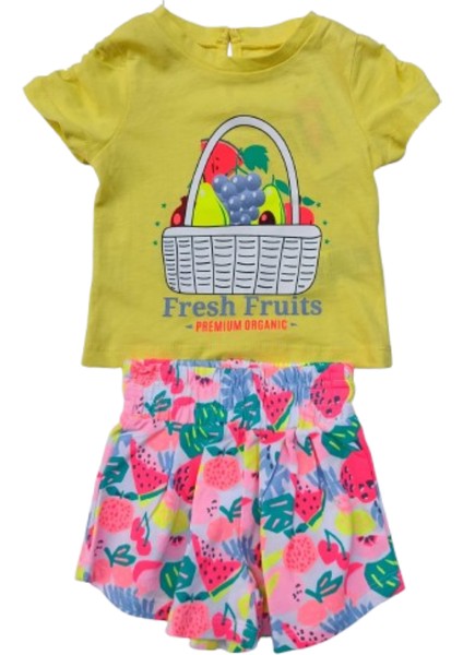 Kız Çocuk İkili Takım – Arkadan Düğmeli Pamuklu T-Shirt ve Renkli Baskılı Şort