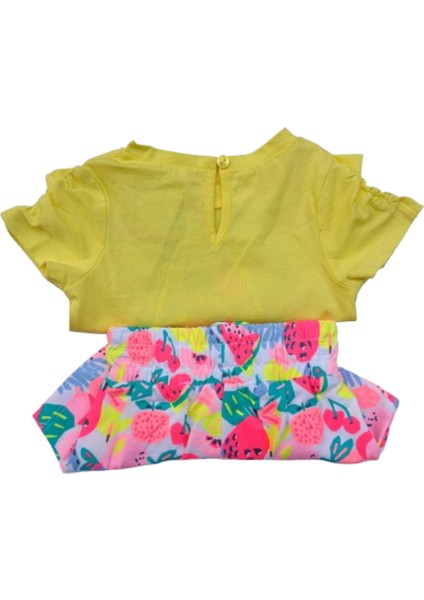 Kız Çocuk İkili Takım – Arkadan Düğmeli Pamuklu T-Shirt ve Renkli Baskılı Şort indirimleri