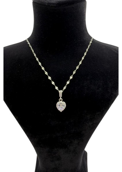 Aşkın Işıltısı Kalp Taşlı Kolye modelleri