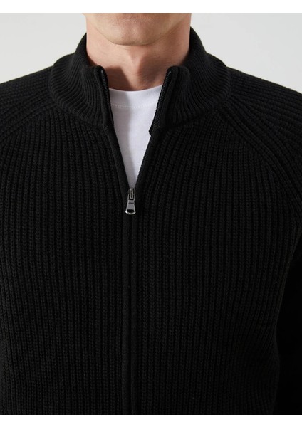 Standart Kalıp Dik Yaka Erkek Triko Hırka (W5) modelleri