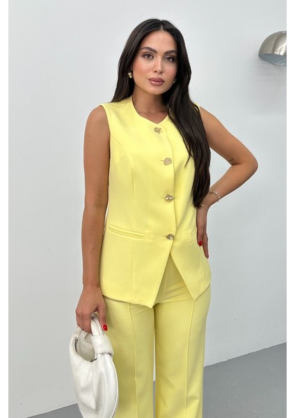 Kadın Ikili Alt Üst Takım Şık Düğme Detaylı Bisiklet Yaka Regular Yelek Pantolon Takım fırsatları