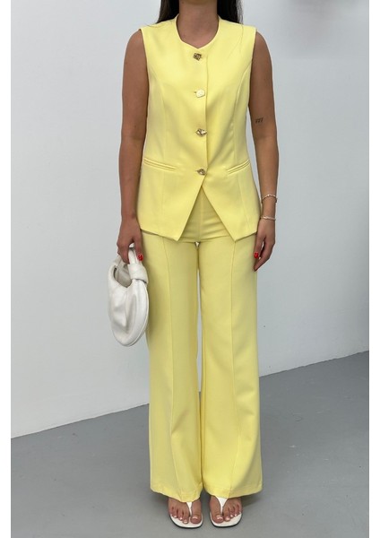 Kadın Ikili Alt Üst Takım Şık Düğme Detaylı Bisiklet Yaka Regular Yelek Pantolon Takım