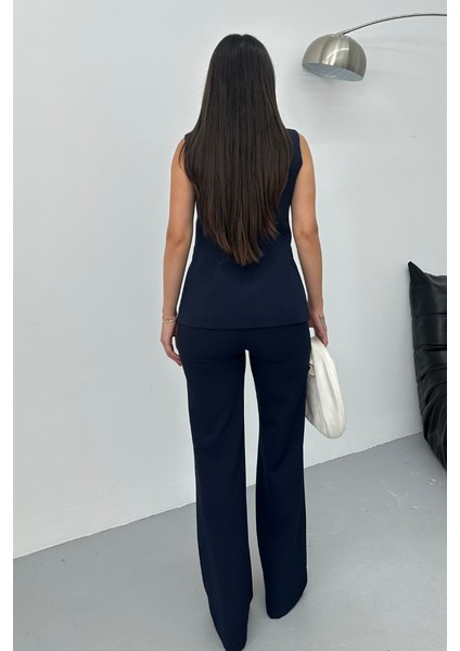 Kadın Ikili Alt Üst Takım Şık Düğme Detaylı Bisiklet Yaka Regular Yelek Pantolon Takım