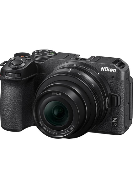 Z 30 + Nıkkor Z Dx 16-50MM F/3.5-6.3 Vr Kiti