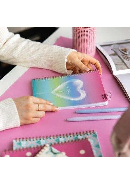 A5 Spiralli Karton Kapak 4'lü Set Çizgili Okul Defteri 80 Yaprak - Ders Programlı Mavi Pembe Yıldız fiyatları