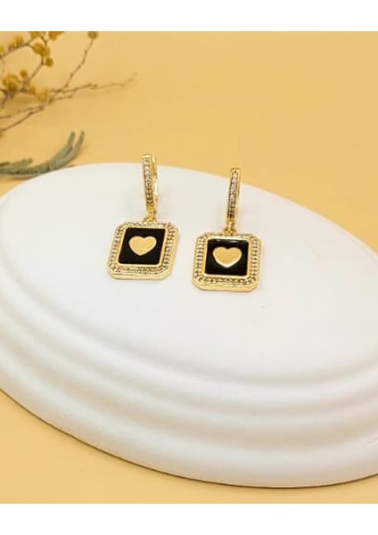 Siyah Kalp Işıltısı Küpe fırsatları