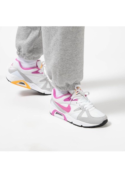 Air Structure Triax 91 Kadın Ayakkabısı fiyatları