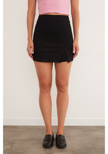 Yırtmaçlı Penye Şort Etek indirimleri