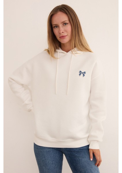 3 Iplik Fiyonk Işlemeli Kapüşonlu Sweatshirt fırsatları
