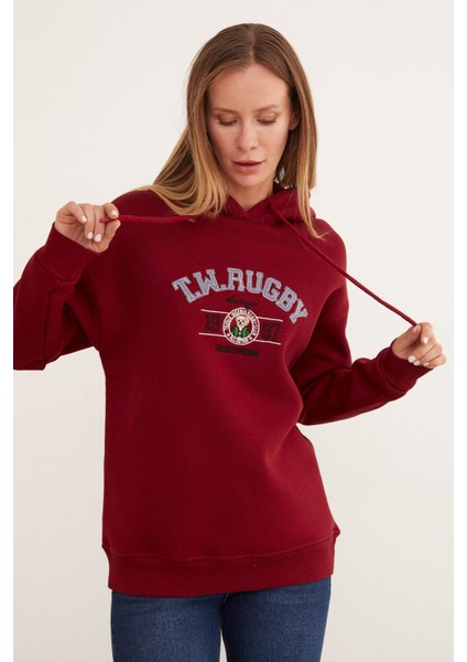 3 Iplik Rugby Nakışlı Kapüşonlu Sweatshirt fiyatları