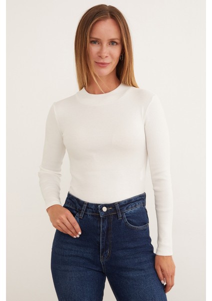 Fitilli Dik Yaka Çıtçıtlı Body