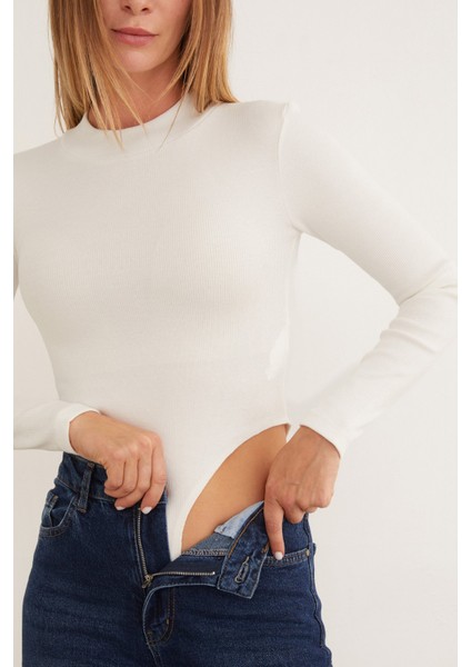 Fitilli Dik Yaka Çıtçıtlı Body