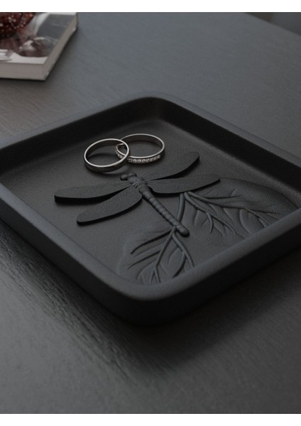 MOON SİRİUS Dekoratif Siyah Yusufçuk Detaylı Takı ve Anahtarlık Tepsisi | Minimal Masa Üstü Organizer 2.5x18x16