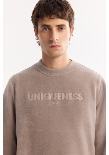 Erkek Gri Bisiklet Yaka Soft Touch Baskılı Polar Regular Fit Sweatshirt A52Y1269 fiyatları