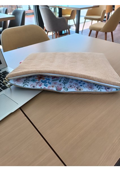 13 Inç Krem Rengi Fitilli Kadife bilgisayar Çantası, Notebook Çantası, Bilgisayar Kılıfı, Laptop Kılıfı, Diz Üstü Bilgisayar Çantası fiyatları
