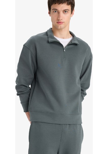 Boxy Fit Dik Yaka Yarım Fermuarlı Skuba Dalgıç Kumaş Sweatshirt E9363AX25AU