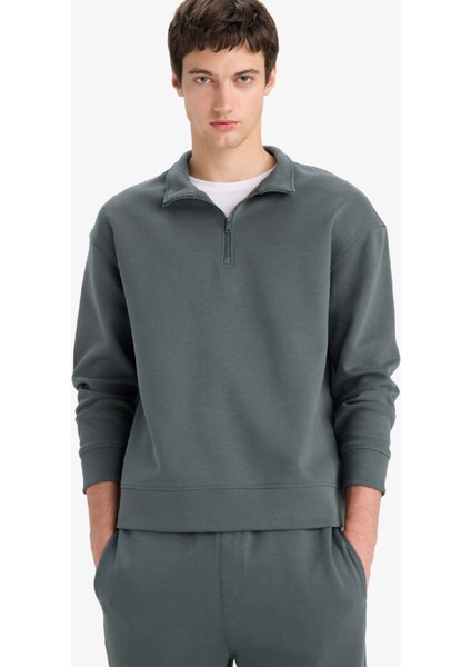 Boxy Fit Dik Yaka Yarım Fermuarlı Skuba Dalgıç Kumaş Sweatshirt E9363AX25AU modelleri
