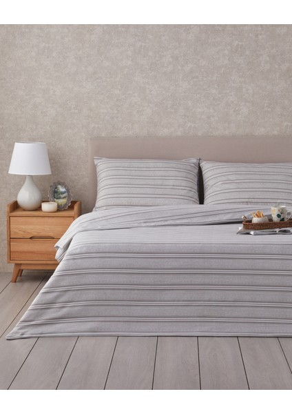 Sleek Lines Kolay Ütülenir Çift Kişilik Nevresim Takımı 200X220 cm Gri