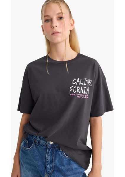 Coool Oversize Geniş Kalıp Bisiklet Yaka Sırt Baskılı Kısa Kollu Tişört F8750AX25AU indirimleri