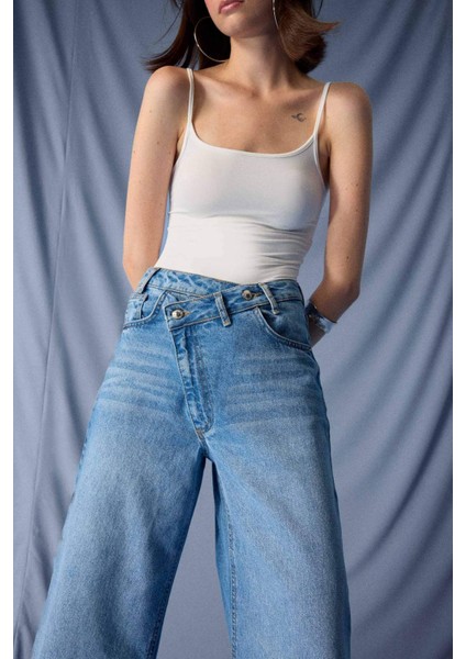 Wide Leg Yüksek Bel Uzun Jean Yıkamalı Pantolon F5523AX25AU modelleri