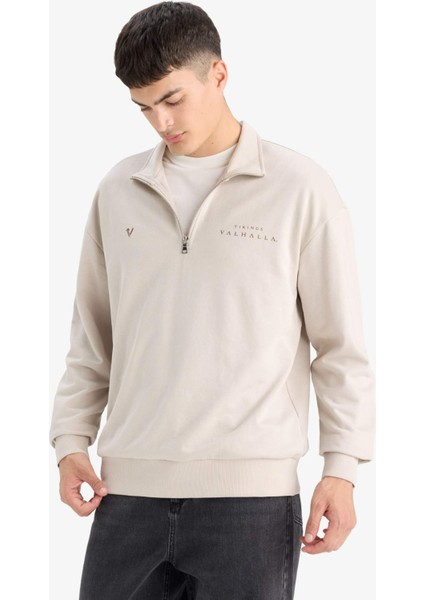 Vikings Valhalla Boxy Fit Dik Yaka Fermuarlı Sırt Baskılı Sweatshirt E9298AX25AU fırsatları