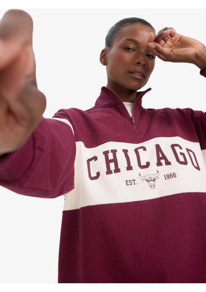 NBA Chicago Bulls Oversize Geniş Kalıp Yarım Fermuarlı Sporcu Sweatshirt E8946AX25AU