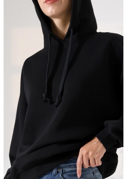 Relax Rahat Kesim Kapşonlu Salaş Oversize Kolları Geniş Basic Kadın Sweatshirt 21966 Siyah modelleri