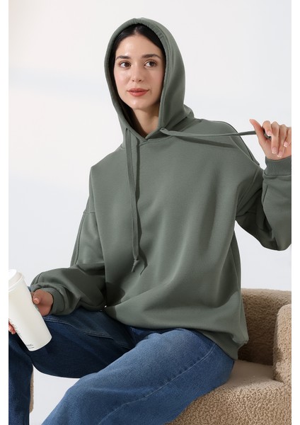 Relax Rahat Kesim Kapşonlu Salaş Oversize Kolları Geniş Basic Kadın Sweatshirt 21966 Haki modelleri