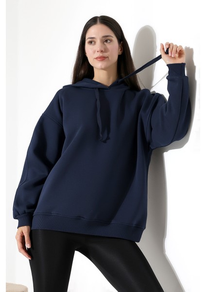 Relax Rahat Kesim Kapşonlu Salaş Oversize Kolları Geniş Basic Kadın Sweatshirt 21966 Lacivert fiyatları