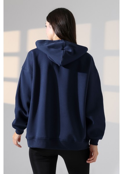 Relax Rahat Kesim Kapşonlu Salaş Oversize Kolları Geniş Basic Kadın Sweatshirt 21966 Lacivert fırsatları