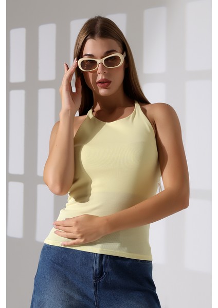 Slim Fit Dar Kesim Arkadan Askılı U Yaka Askılı Basic Body Kadın Atlet 22064 Açık Sarı