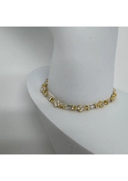 Özel Seri Gold Yonca ve Taş Detaylı Bileklik - Gold fiyatları