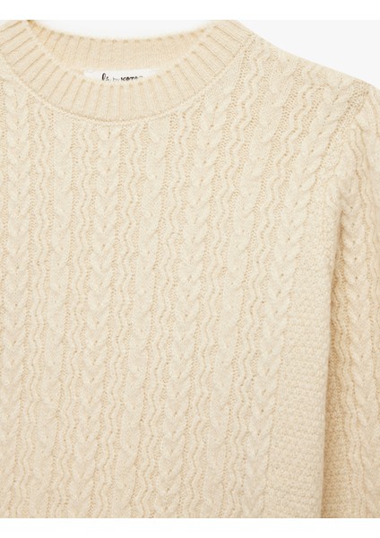 Saç Örgüsü Detaylı Uzun Kollu Bisiklet Yaka Triko Kazak modelleri