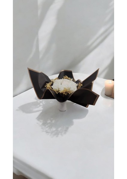 Beyaz Solmaz Gül Buketi Mum Gül ve Kalp Desenli Çiçek Buketli Gül Kokulu Hediyelik Mum indirimleri