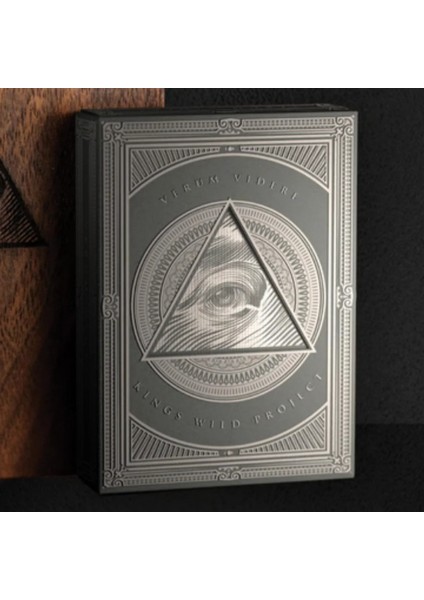 Verum Videre 2023 Edition – Silver Oyun Kartları fiyatları