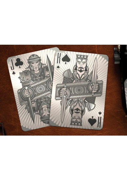 Verum Videre 2023 Edition – Silver Oyun Kartları modelleri