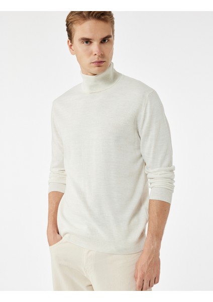 Uzun Kollu Basic Balıkçı Yaka Triko Kazak