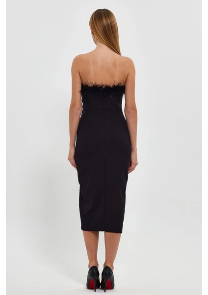 Siyah Peluş Tüy Detaylı Siyah Elbise Yırtmaçlı Gece Elbise