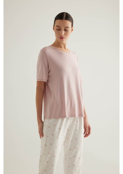 Kadın Pamuklu Dantel Detaylı Pijama Üstü modelleri