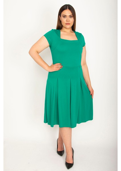 Kadın Yeşil Kare Yakalı Pileli Elbise 65N26567 fiyatları