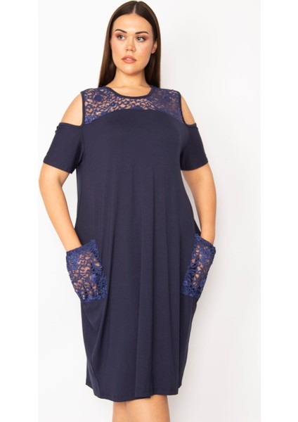 Kadın Lacivert Cep Ve Ön Arka Robası Dantel Omuz Dekolteli Elbise 65N29528