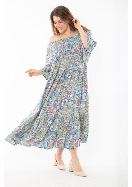 Kadın Büyük Beden Renkli Yaka Lastikli Dokuma Viskon Kumaş Katlı Elbise 65N37349