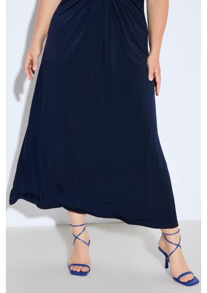 Kadın Büyük Beden Lacivert, Drapeli V Yaka, Jarse Kolsuz Uzun Elbise 65N38983 modelleri