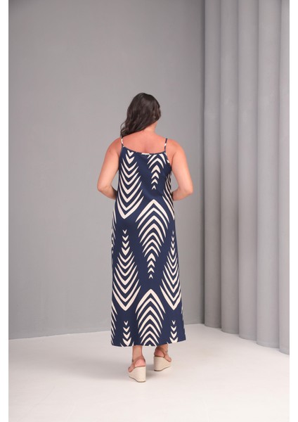 Kadın Büyük Beden Lacivert, Desenli Ip Askılı Viskon Elbise 65N39081 indirimleri