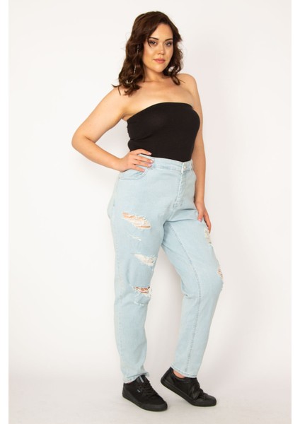Kadın Mavi Yıkama Efektli Yırtık Detaylı Kot Pantolon 65N33945 fiyatları