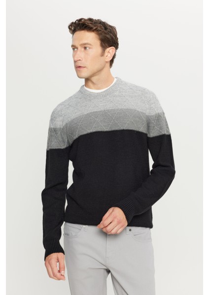 Erkek Gri-siyah Standart Fit Normal Kesim Bisiklet Yaka Colorblock Desenli Triko Kazak modelleri