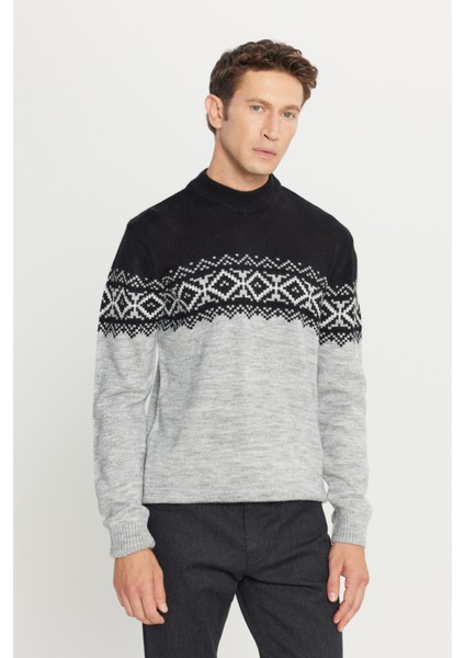 Erkek Siyah-füme Standart Fit Normal Kesim Yarım Balıkçı Yaka Şardonlu Yumuşak Dokulu Triko Kazak modelleri